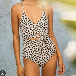 Aerie wrap swimsuit M long torso animal/cheetah